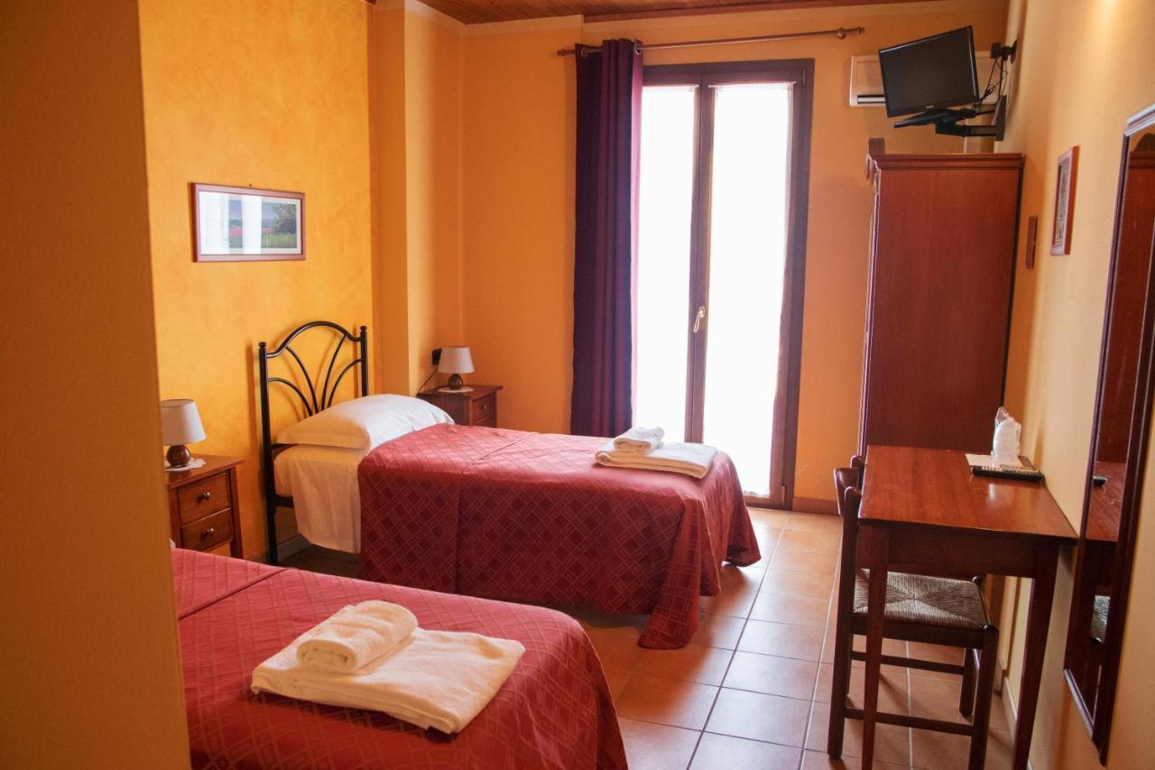 Agriturismo Ai Due Volti Dossobuono Kültér fotó