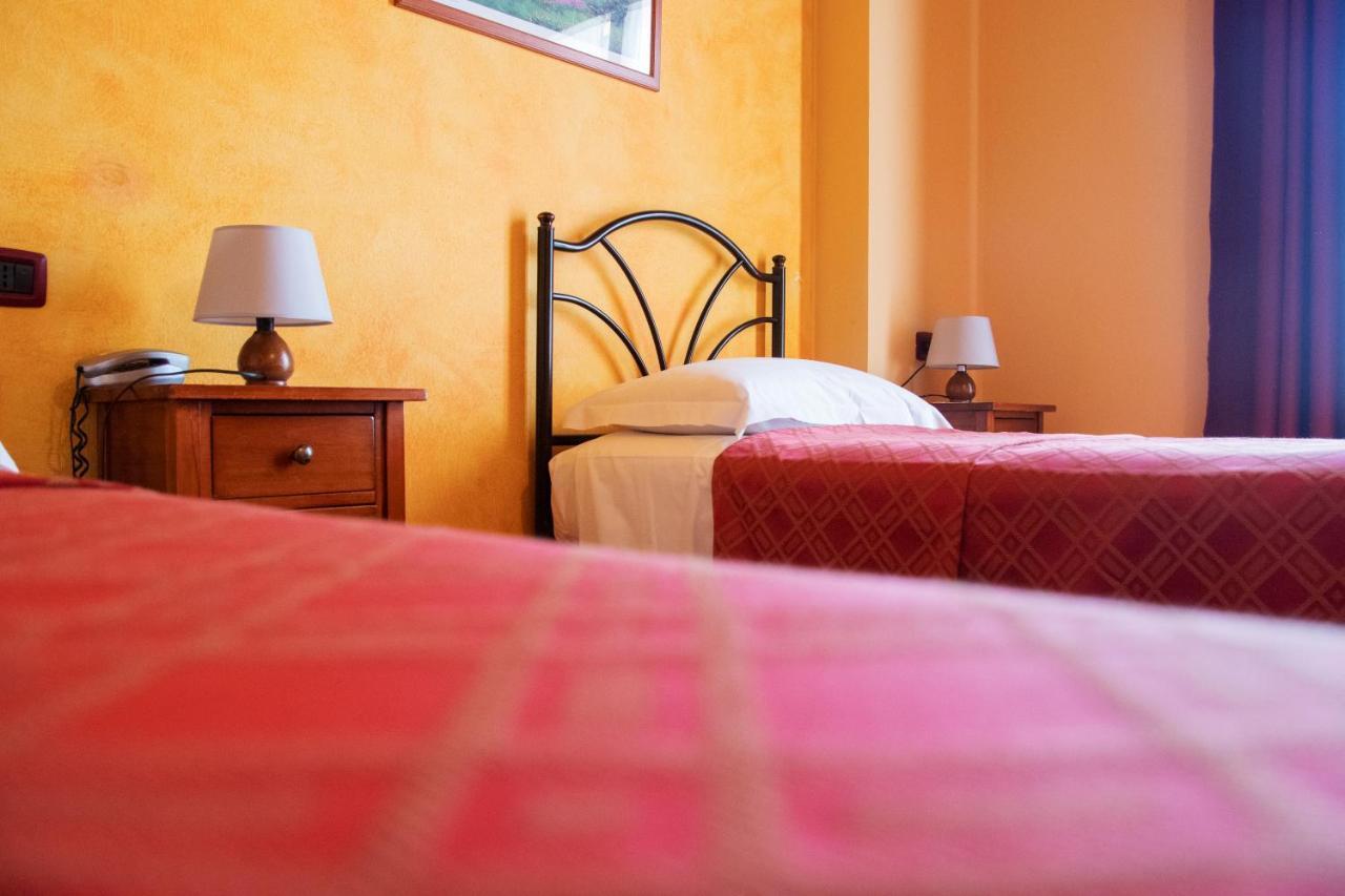 Agriturismo Ai Due Volti Dossobuono Kültér fotó