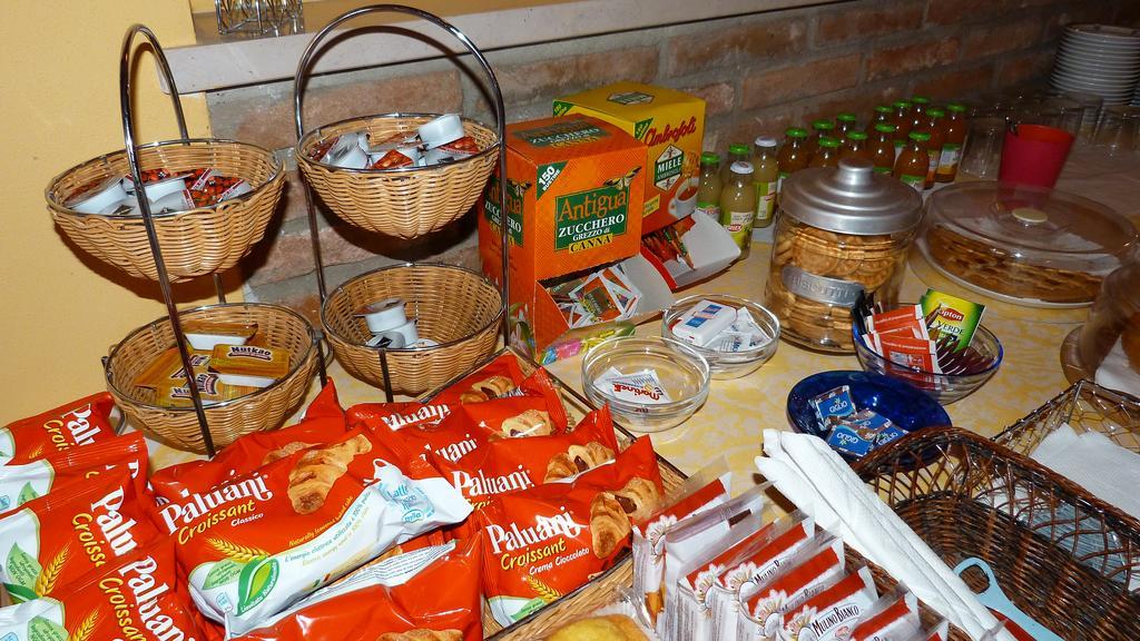 Agriturismo Ai Due Volti Dossobuono Kültér fotó